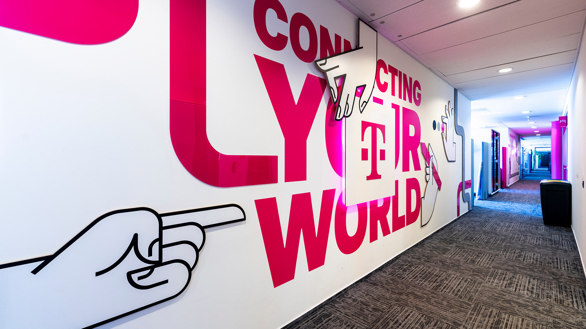 2325_T-MOBILE-SB_web_05